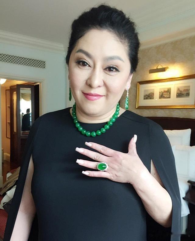 向太放心不下郭碧婷朋友圈的人际交往,还指定让她远离一个人