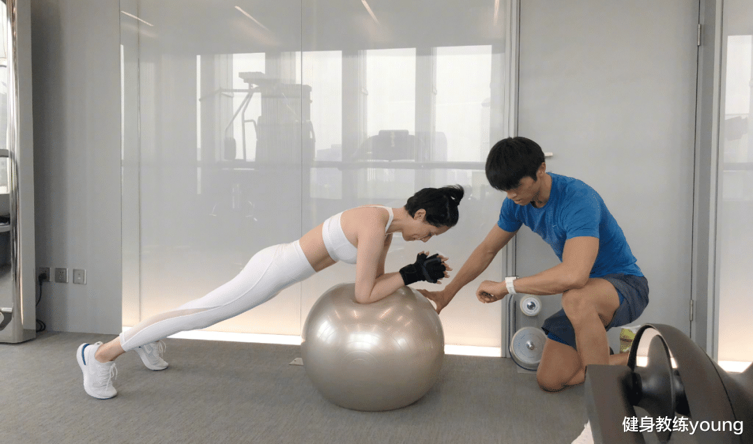 海清，用2个月从145瘦到90多斤，用的这6个方法效果非常好