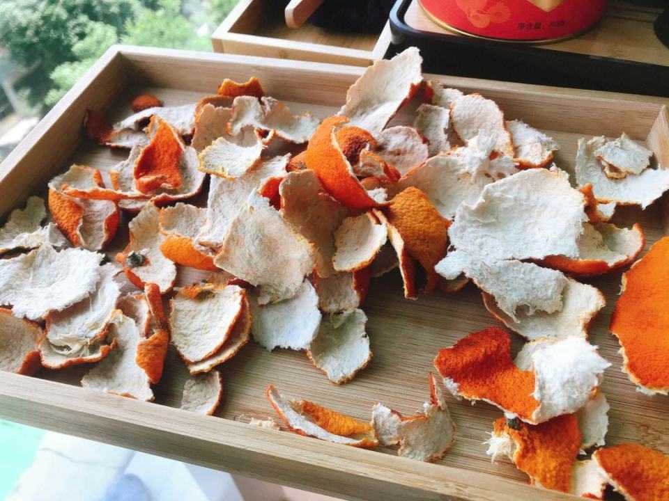 橘子皮晒干就是陈皮？提醒：陈皮虽好，但有6类人别“随便吃”