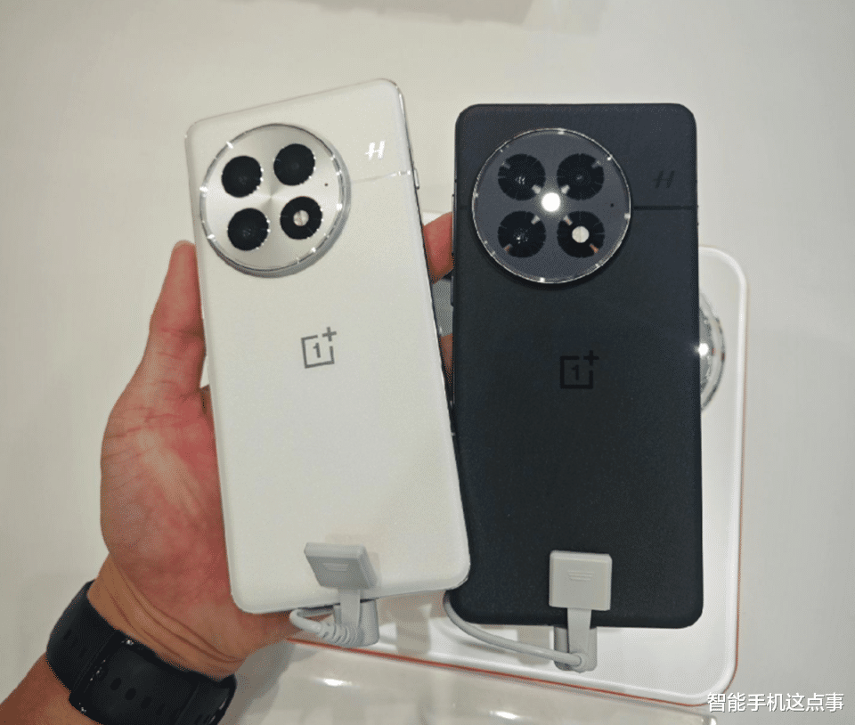 一加13线下上手体验:不吐不快,说说真实感受!