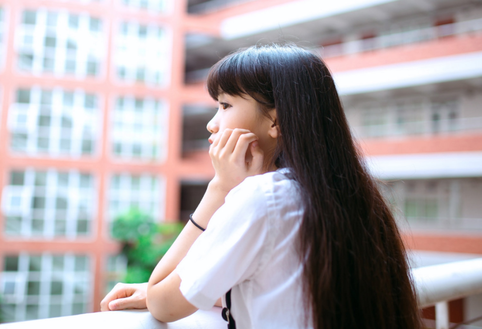 不争不抢，实力最强的的四个星座女