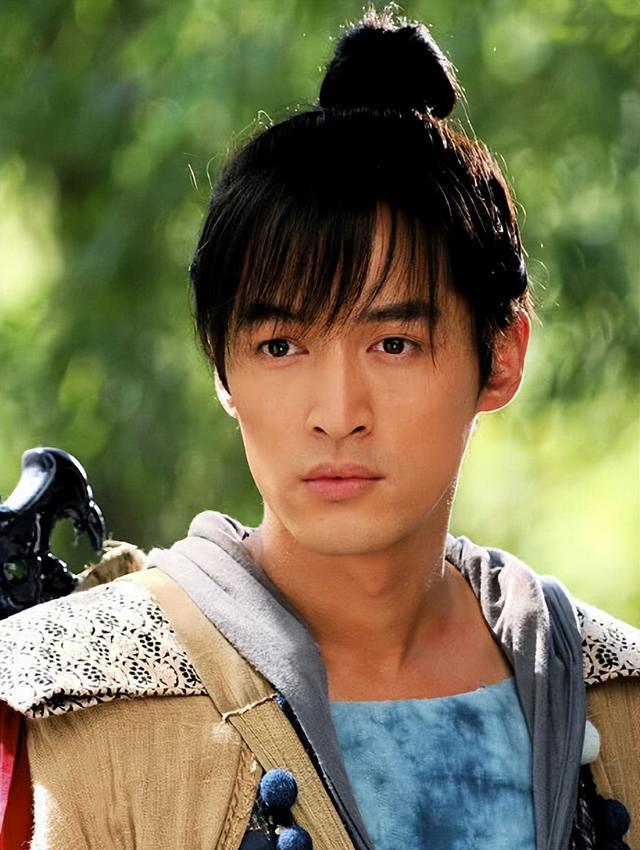 薛佳凝:分手15年后胡歌娶妻生子,她却选择出家,背后辛酸无人知