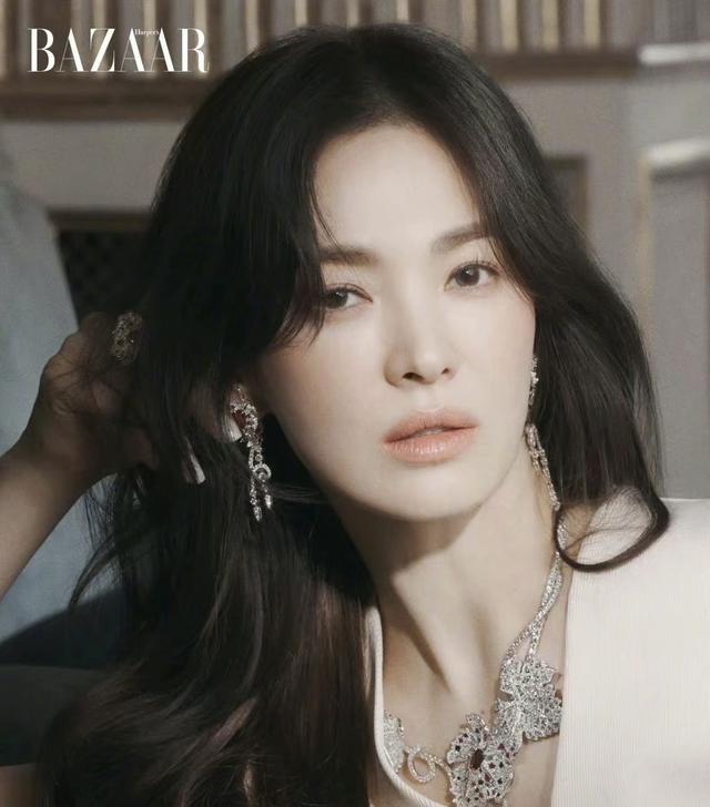 都说鹅蛋脸显圆润其实最富贵 这4位鹅蛋脸女星真的个顶个的貌美