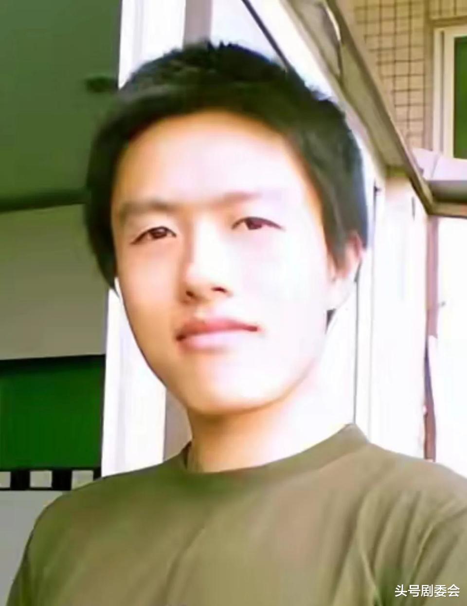 两个百亿导演输给一个80后“门外汉”，中国电影已告别大导演时代