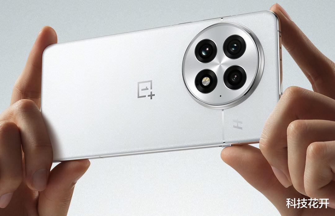 红米K80最强对手确认，直屏+长续航+骁龙8Gen3