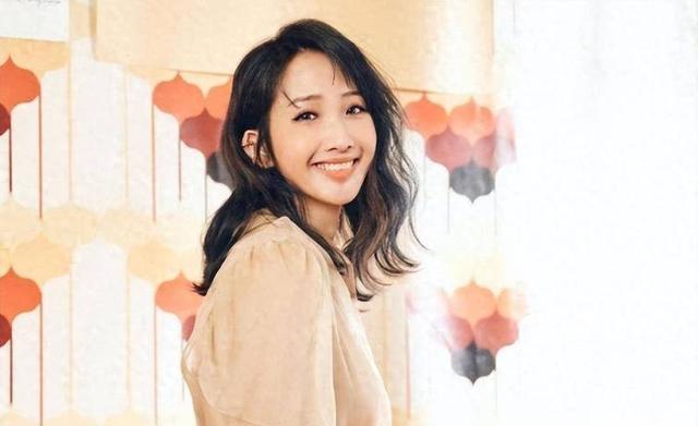 原来她已不在!事业巅峰时失去母亲,男友在她患癌后果断分手