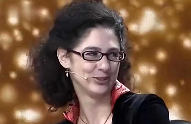 29年前，执意嫁给北京出租车司机的女明星郝莲露，现在生活怎样？