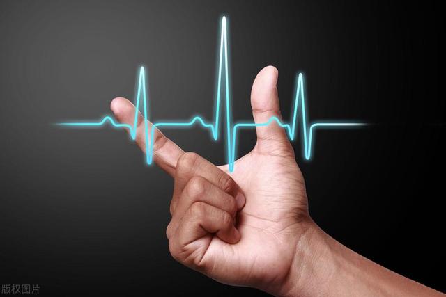 心脏不好的人,身体会有这7个表现,若发现,最好去查下