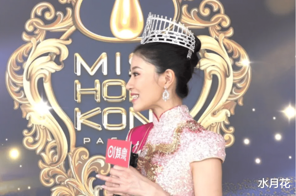 因颜值过高被疑整容