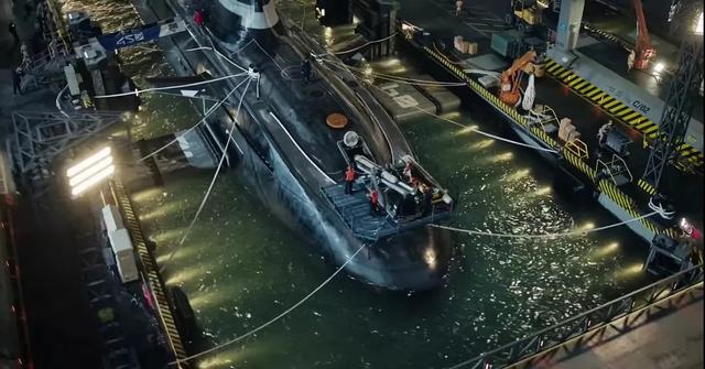 《蛟龙行动》预告7大细节解析，它和《红海行动》有何不同？