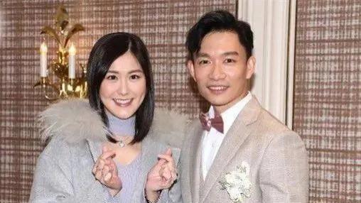 刘佩玥6年地下情曝光？疑似同男友拍拖露出“蟹”脚，用陈滢生日趴做“烟雾弹”