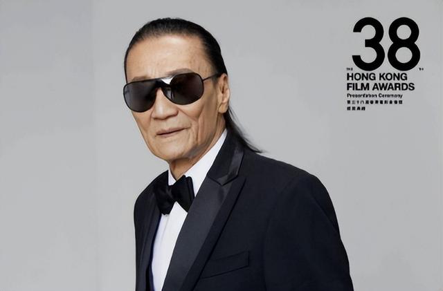 88岁谢贤近照曝光,精气神很弱,容貌与晚年母亲的样子一模一样