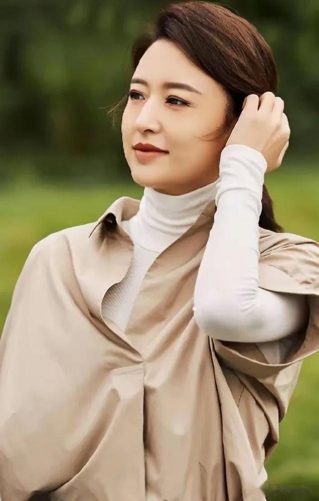 前央视主持人张蕾家暴离婚，孩子患绝症病危，本人回应辟谣