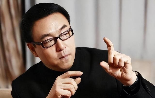 表面是“轮椅舞者”最美女神的刘岩，背地却是毫无下限小三惯犯！