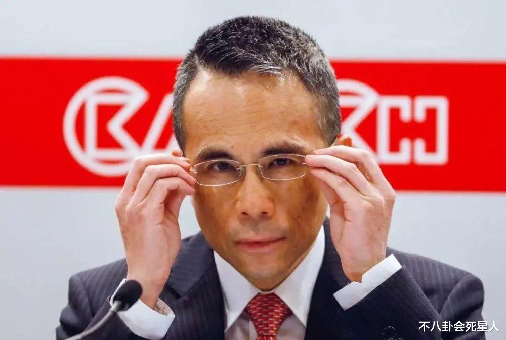 60岁李泽钜:白发苍老认不出,低调专情,千亿豪门最完美继承人