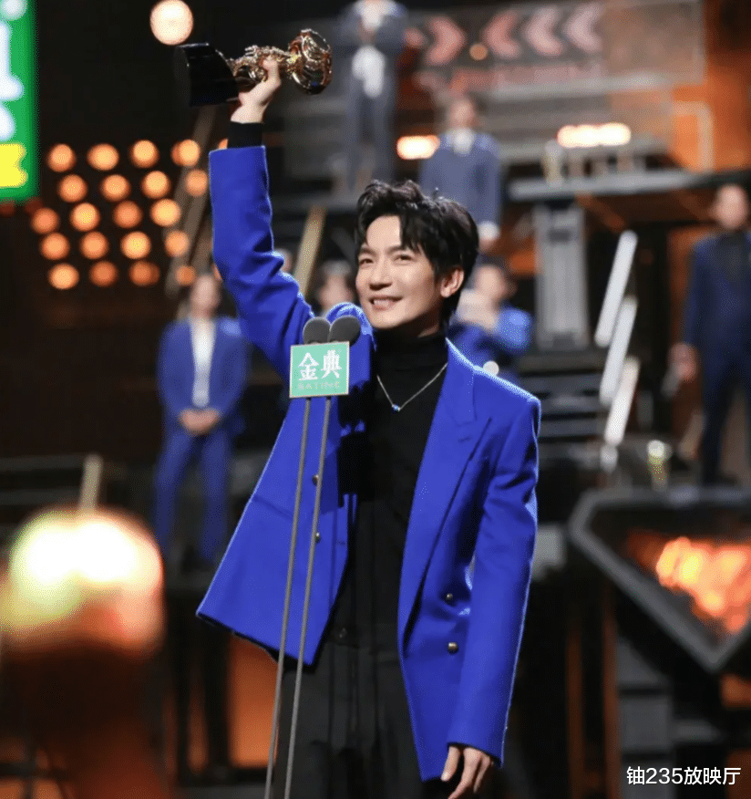 这一次,被湖南台“力捧”的陈楚生,戳穿了娱乐圈亘古不变的道理