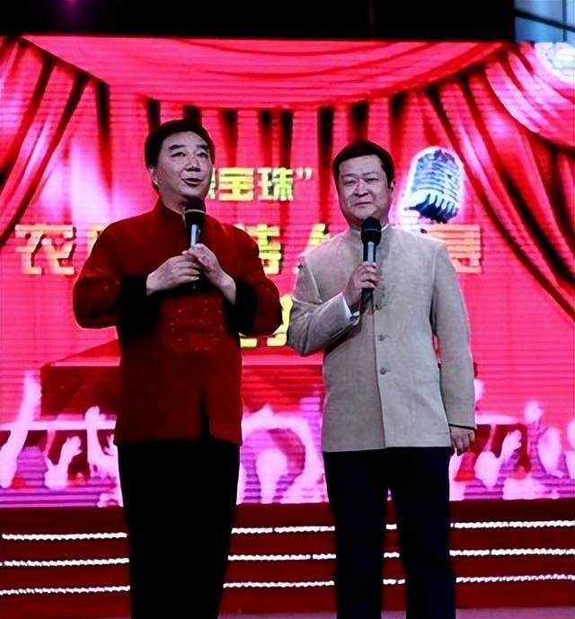 唐爱国：姜昆亲传徒弟年少入伍，两次赴前线，看透郭德纲