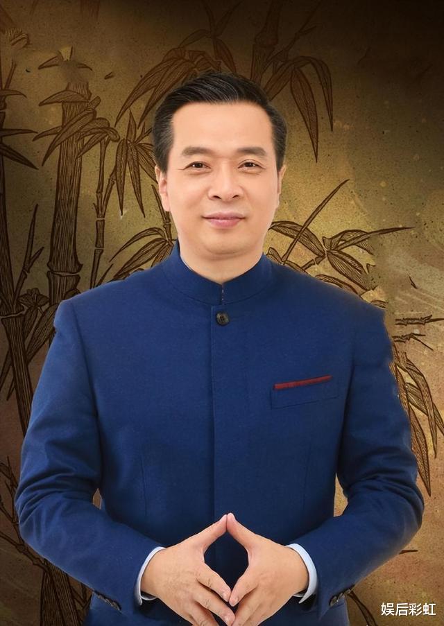 央视主持董卿和康震：传出好消息！全网恭喜：才子配佳人，无敌了！