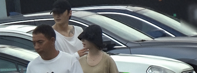 哈妮克孜疑似恋情曝光，男友身份引热议，网友反应为何如此夸张？