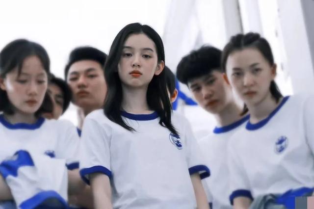 虎扑女神投票排名:迪丽热巴不上榜,刘亦菲才第5,第一名杀疯了