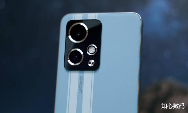 荣耀这是怎么了?高性价比旗舰加速退场,捡漏的机会到了