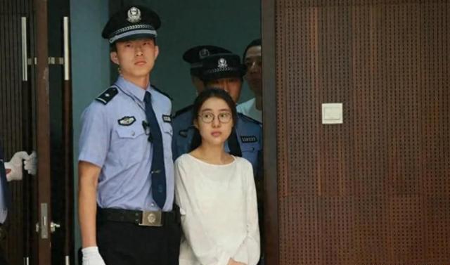 事实证明，奢靡依旧的郭美美，早已和金主男友走上了另一条大道