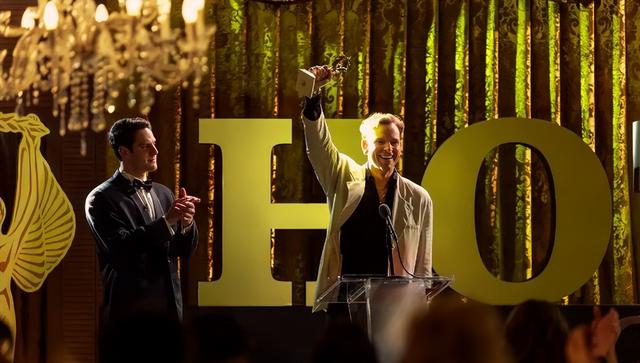 欧洲风月片之王现身！4小时不倒？揭秘希佛帝的成人科技帝国