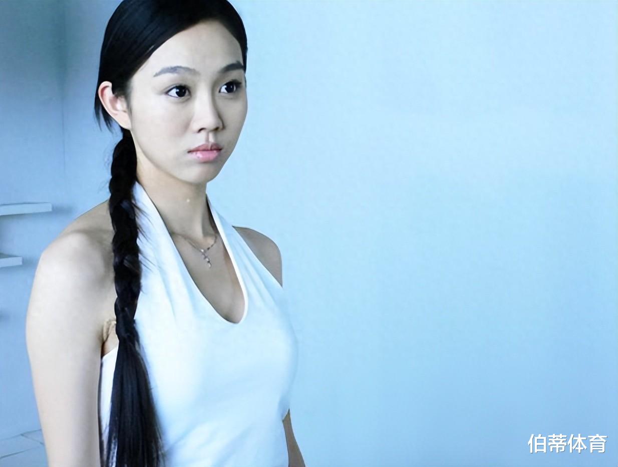 姜妍被曝已结婚多年,丈夫帅气正面照曝光!是北京某支行行长!