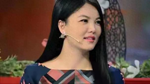 深扒李湘,才知道她为什么这么有钱,原来她的钱竟来自这些地方
