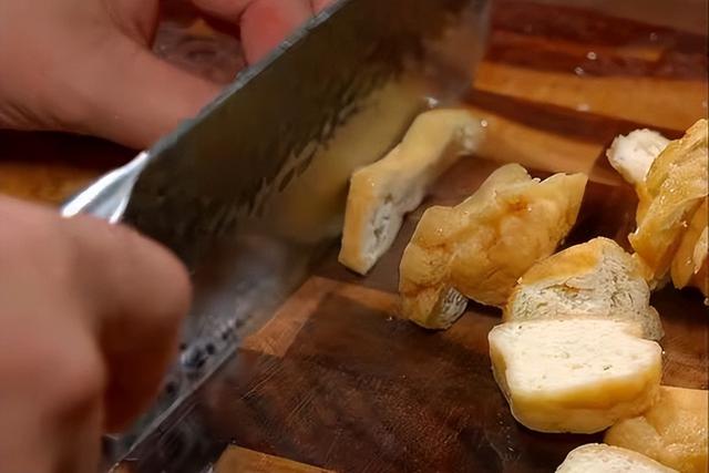 “春养肝，病不沾”，入春后，建议要多吃“ 解毒菜”，护肝排毒