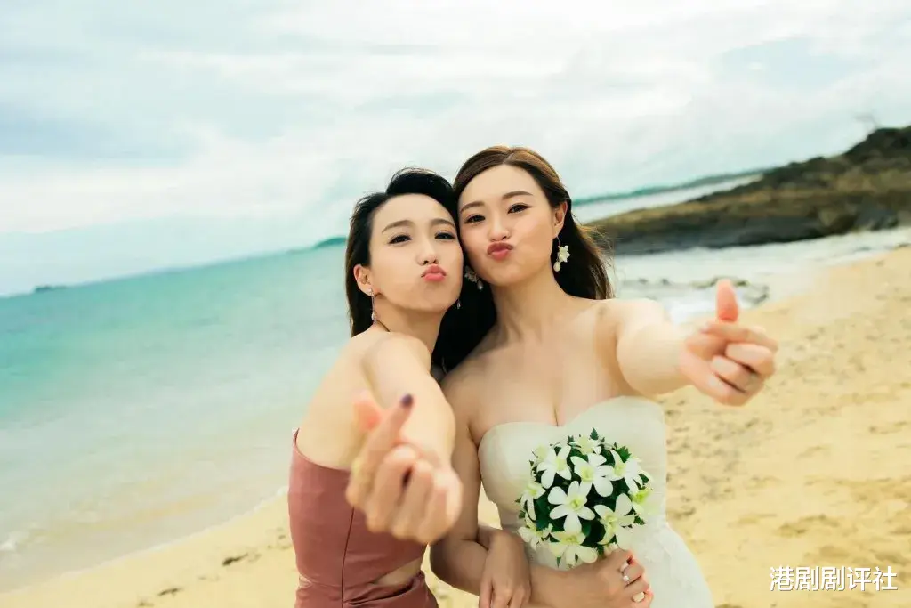 TVB花旦飞日本见证胞妹出嫁，自爆接受姐弟恋，直言不想为结婚而结婚
