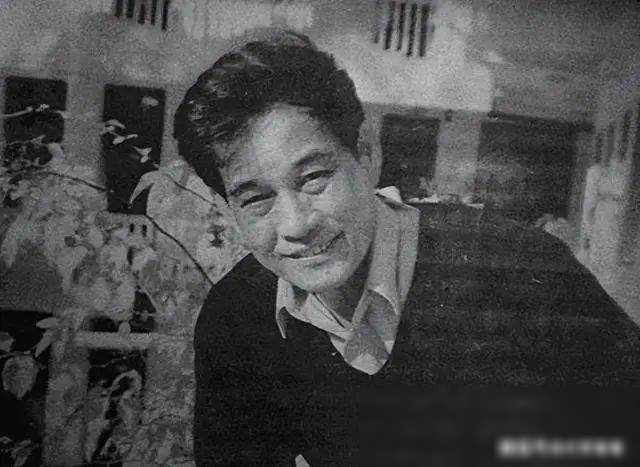 一代传奇离世,癌症晚期遗憾终,子女皆成骄傲继承衣钵!