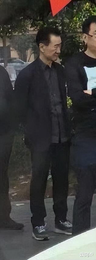 王健林近照模样大变，瘦成皮包骨！王思聪仍然在东京和女友撒狗粮