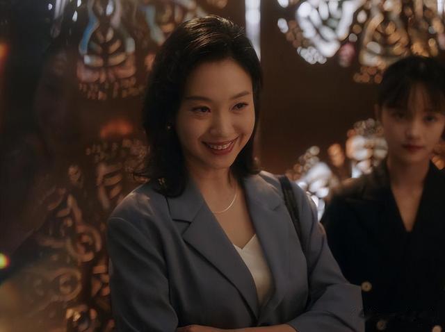 冲着郭京飞王干源去看的《漂白》，没想到却被40岁的女配给惊艳了