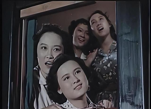 著名演员向梅:与丈夫牵手64年,71岁得脑梗,现在她86岁过得如何