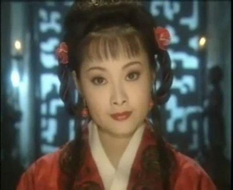 滤镜下是美女，现实中是“女鬼”！这些瘦到病态的明星，真恐怖