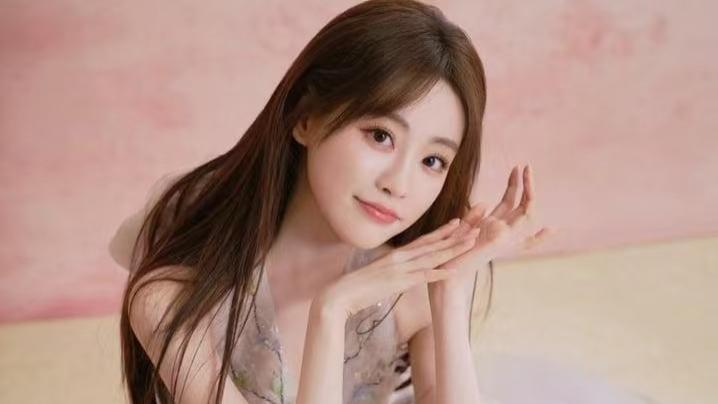 《浪姐6》即将录制，热度飙升，冠军竞争激烈，当红小花意外现身