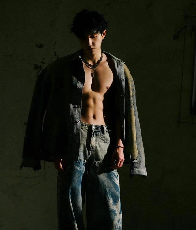 优酷|2013年快乐男声的范世錡帅气迷人十足,大家还记得吗?