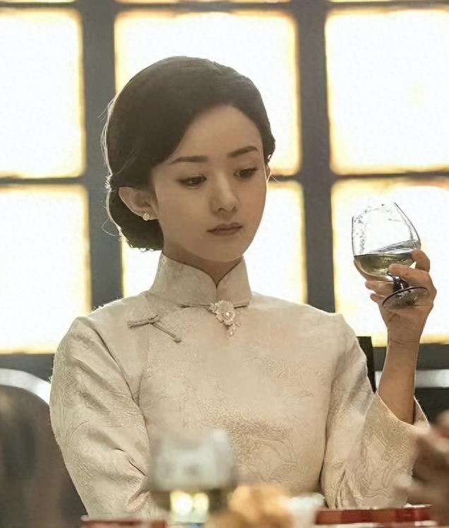 口碑两极反转仅15天,央视出面力挺,现在的赵丽颖,被孙俪说对了