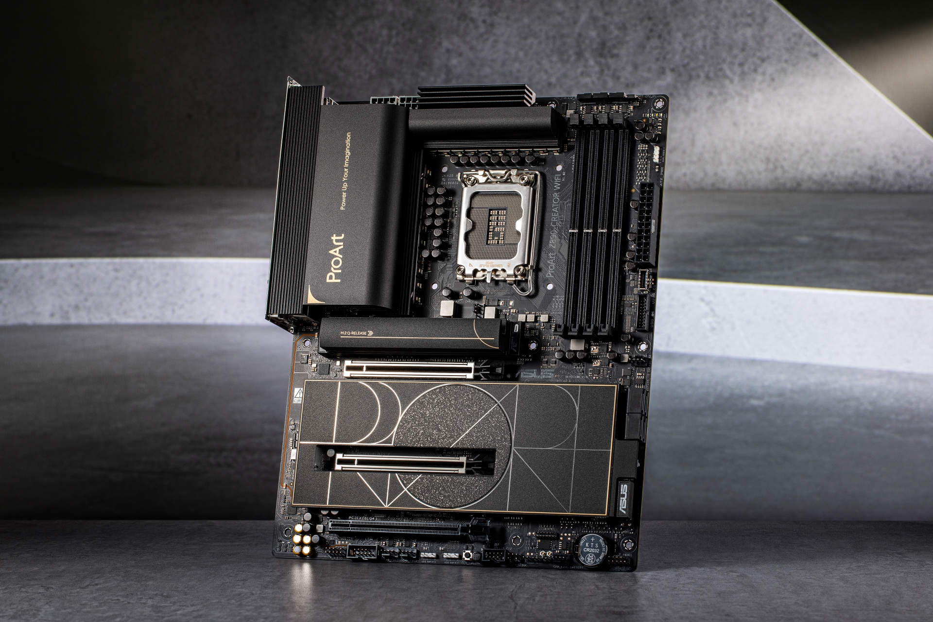AI競化主宰：華碩Intel Z890主板強勢登場