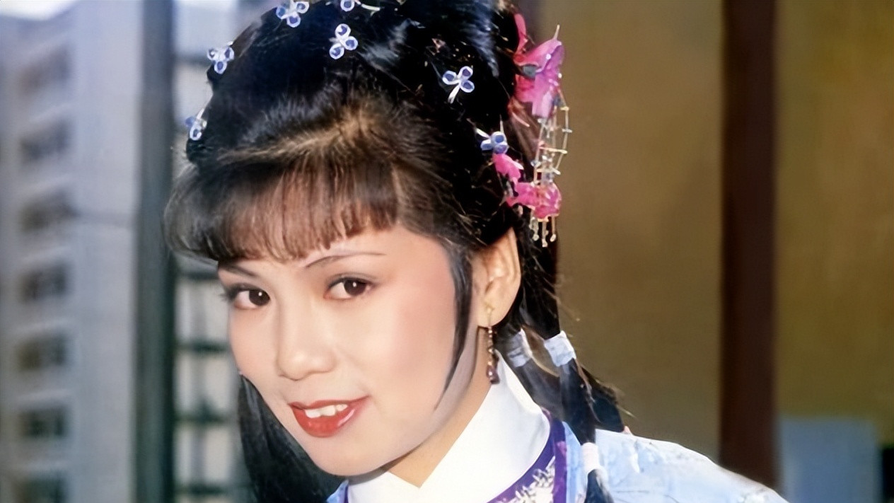 新《射雕》：歪嘴斗鸡眼却要演“黄蓉”，是谁的审美出了问题？