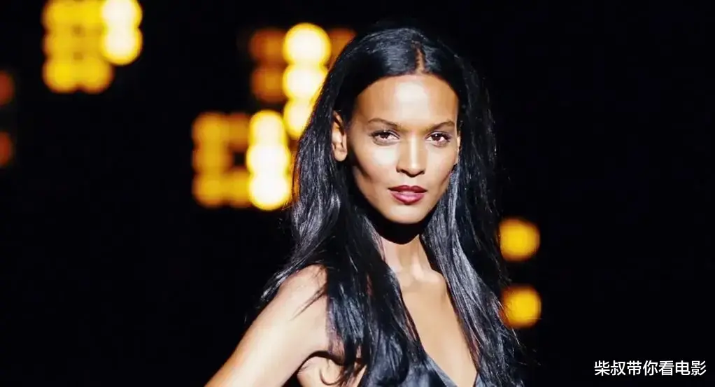 她4岁失身，5岁被割，12岁嫁老头，这电影不敢看第二遍！