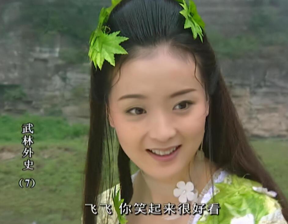 5对古装“红白玫瑰”之争，别说男主挑花眼，观众也不知该咋选啊