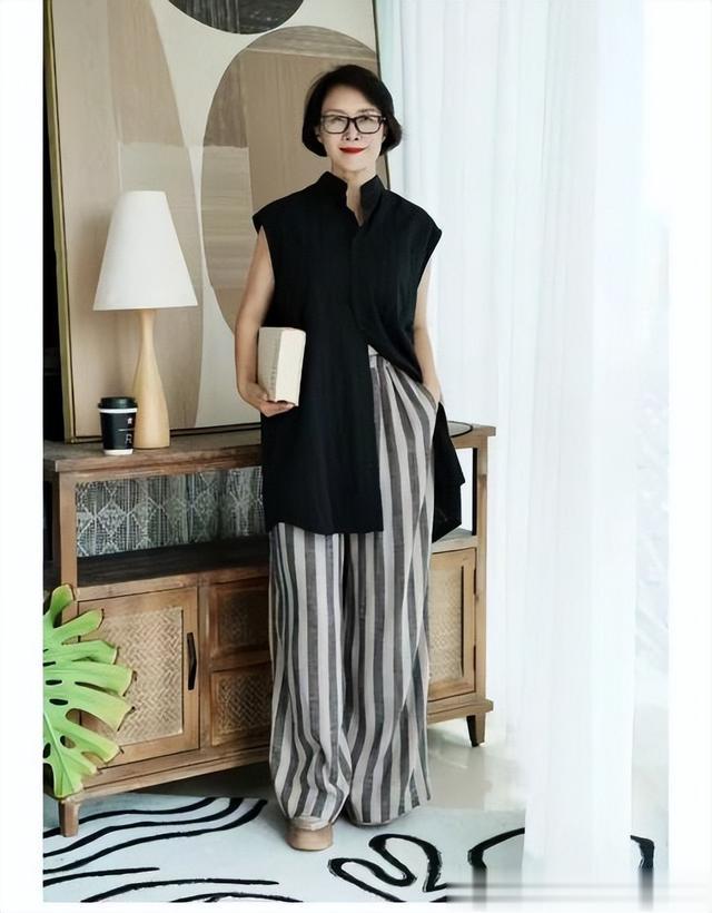 女人一旦上了年纪,发型+打扮决定你的一切!瞧日本主妇这样多美