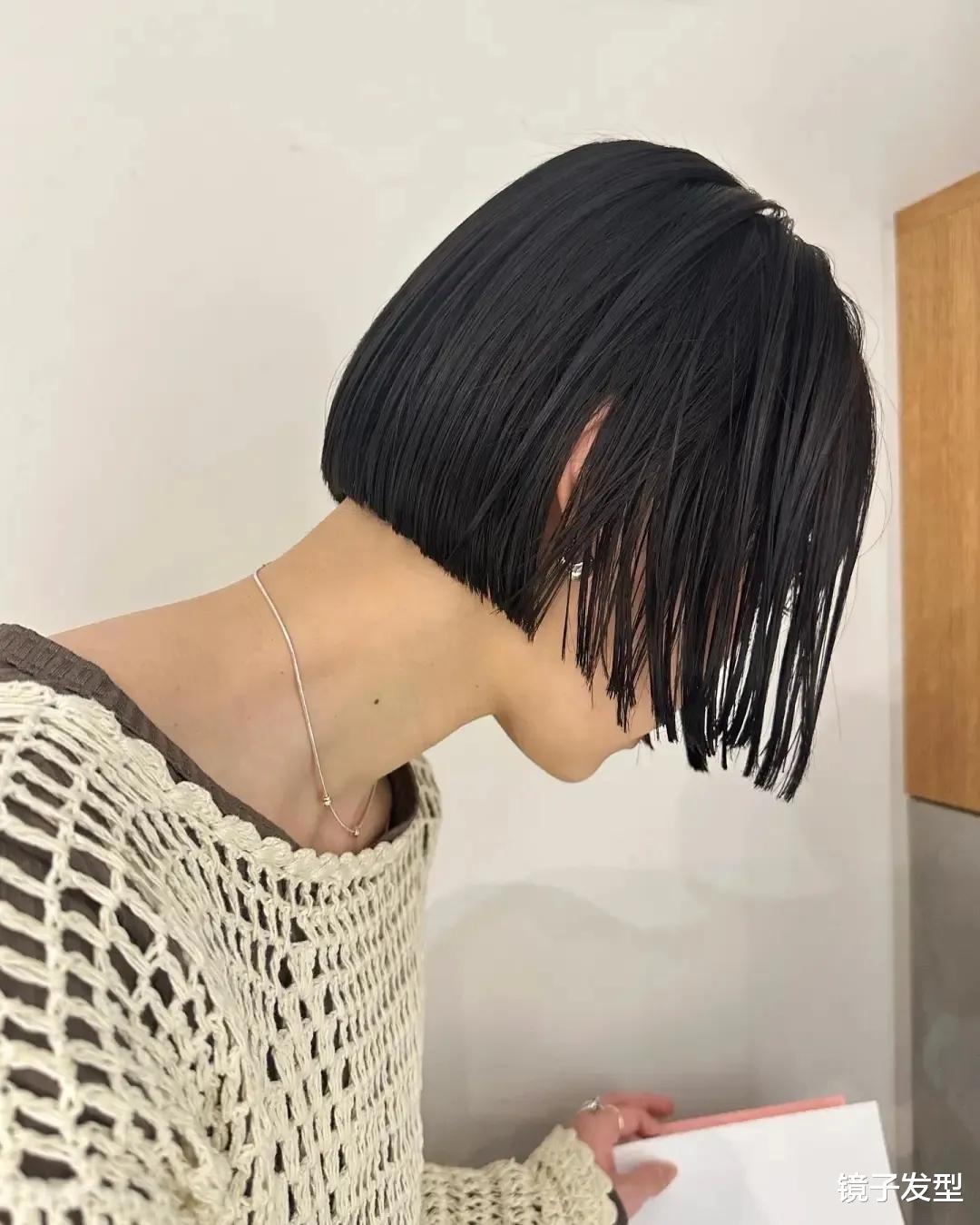 最具辨识度的发型,一刀切齐脸发,回头率真高