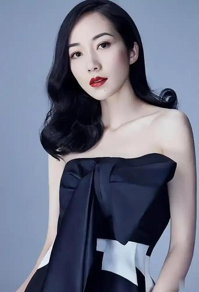 影星韩雪:从显赫家庭到娱乐圈的风云人生!