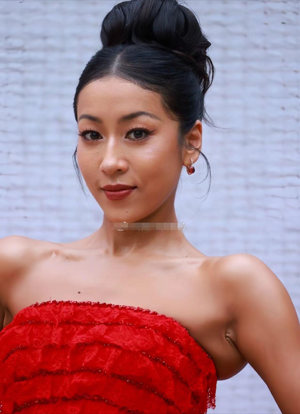 红毯这一天,吉克隽逸肌肉健硕,徐朵大长腿惊艳,刘诗诗赢麻了