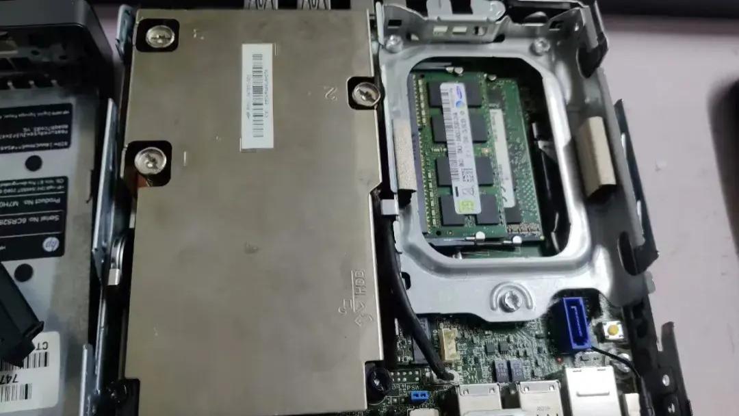 300元的标压mini主机，自带6个USB口，连CPU都能换