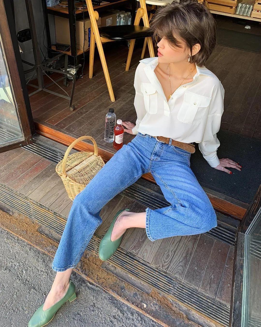 奶奶鞋为什么火了？瞧时髦精们在这个春夏爱上它！百搭耐看又洋气