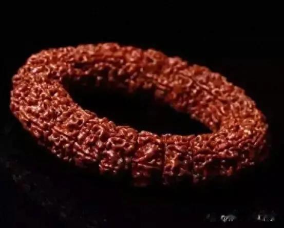 我们到底要怎么盘玩扇面金刚菩提呢?